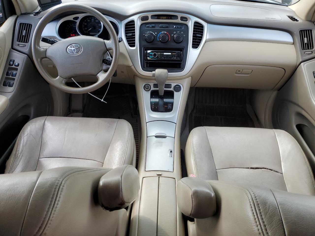 2004 TOYOTA HIGHLANDER