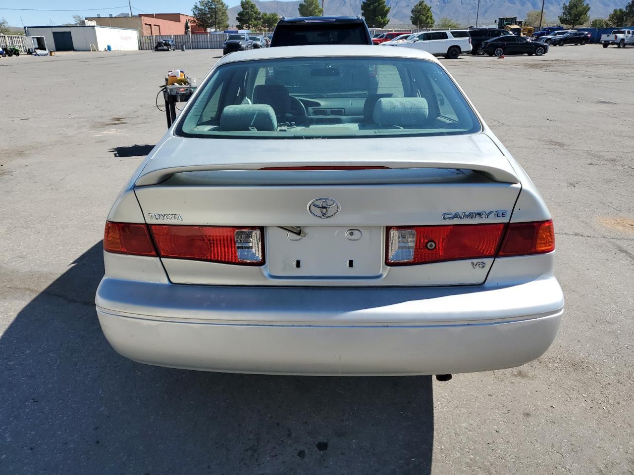 2000 TOYOTA CAMRY