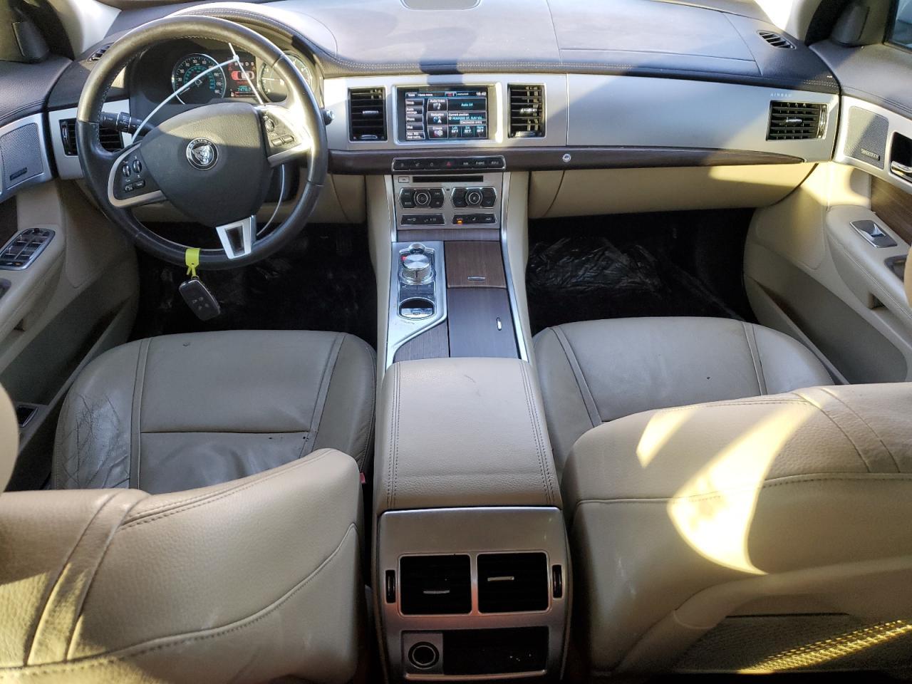 2015 JAGUAR XF