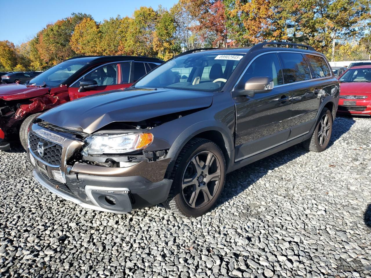 2015 VOLVO XC70