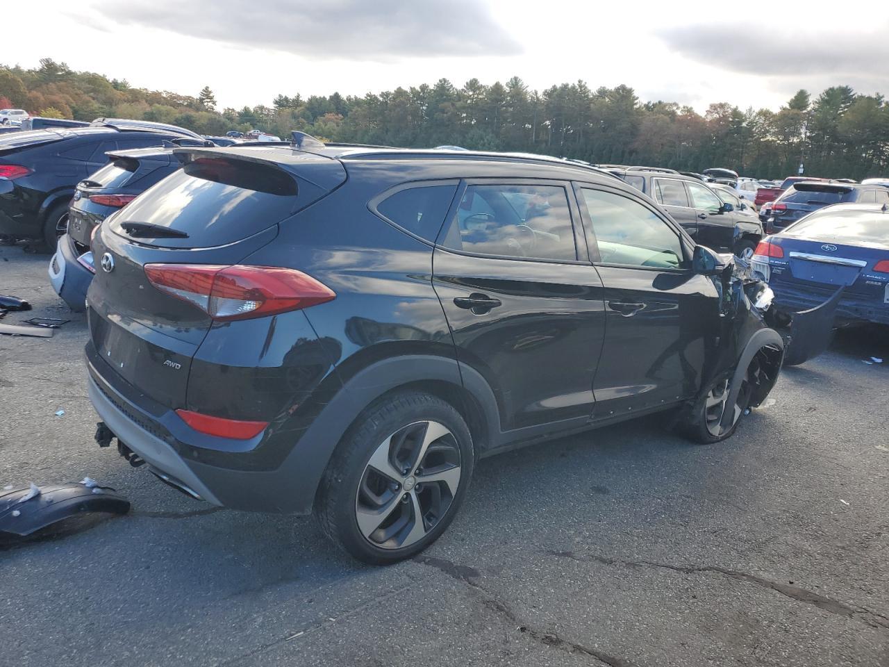 2018 HYUNDAI TUCSON