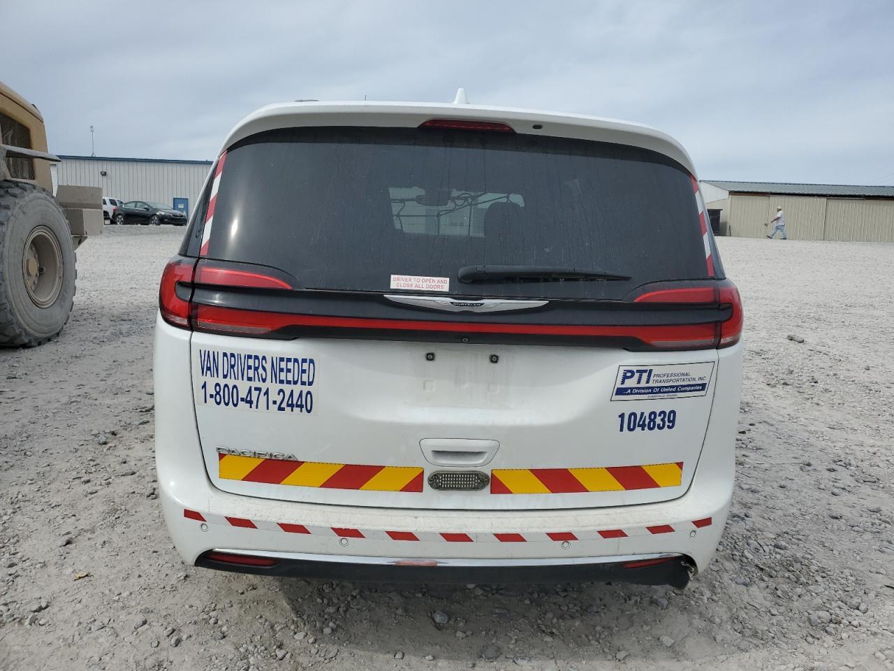 2022 CHRYSLER Pacifica