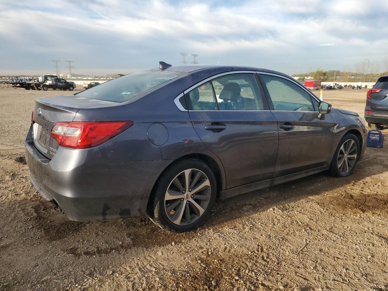 2016 SUBARU Legacy