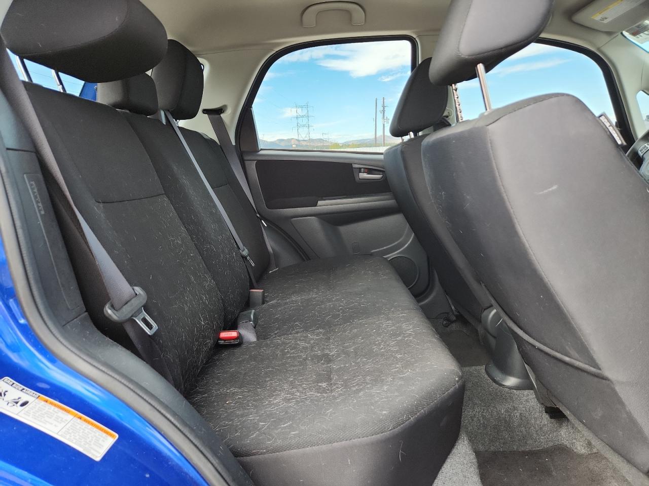 2012 SUZUKI SX4