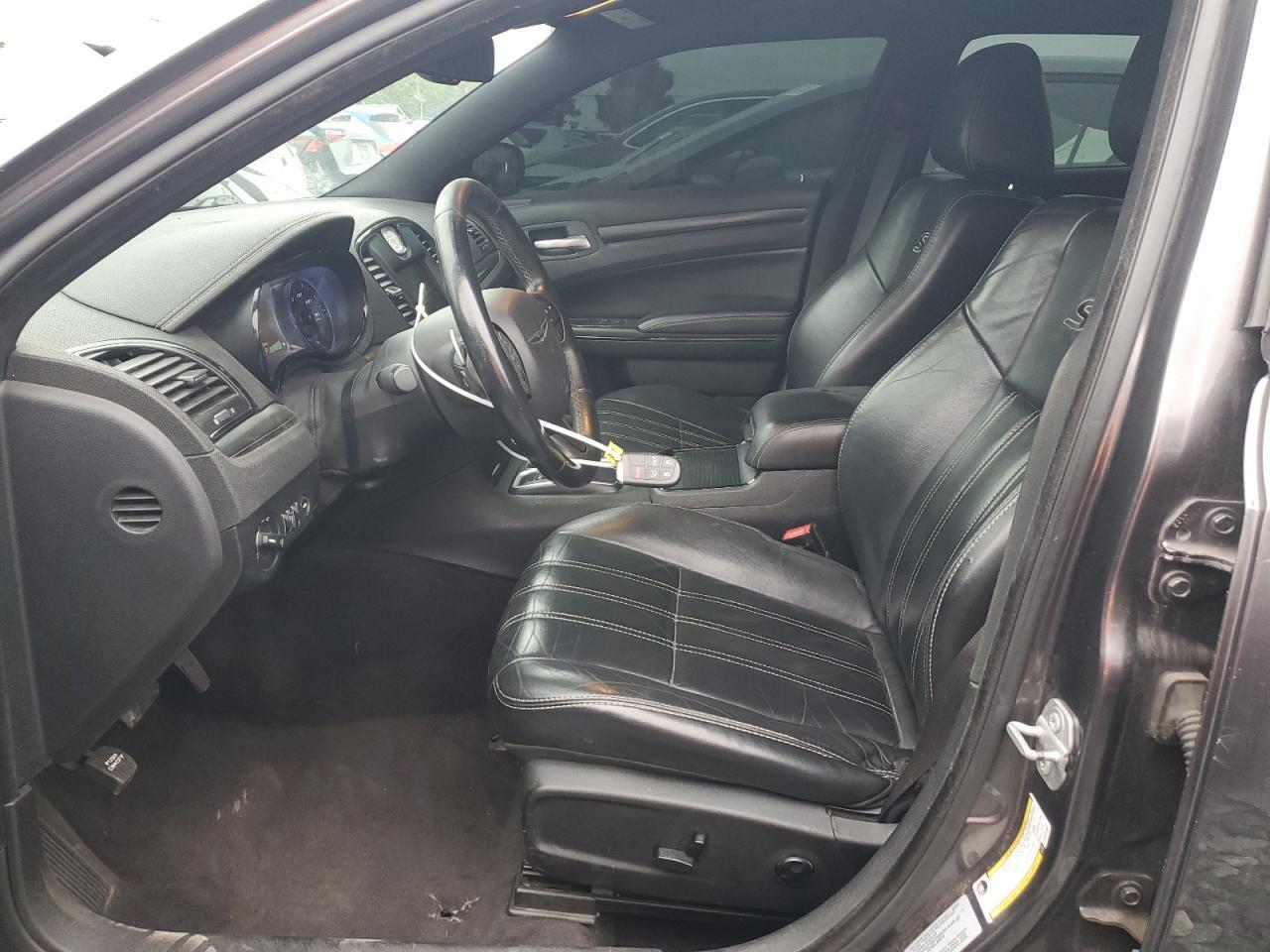 2016 CHRYSLER 300