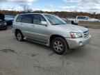 2004 TOYOTA HIGHLANDER