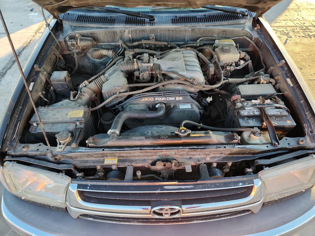 2001 TOYOTA 4Runner