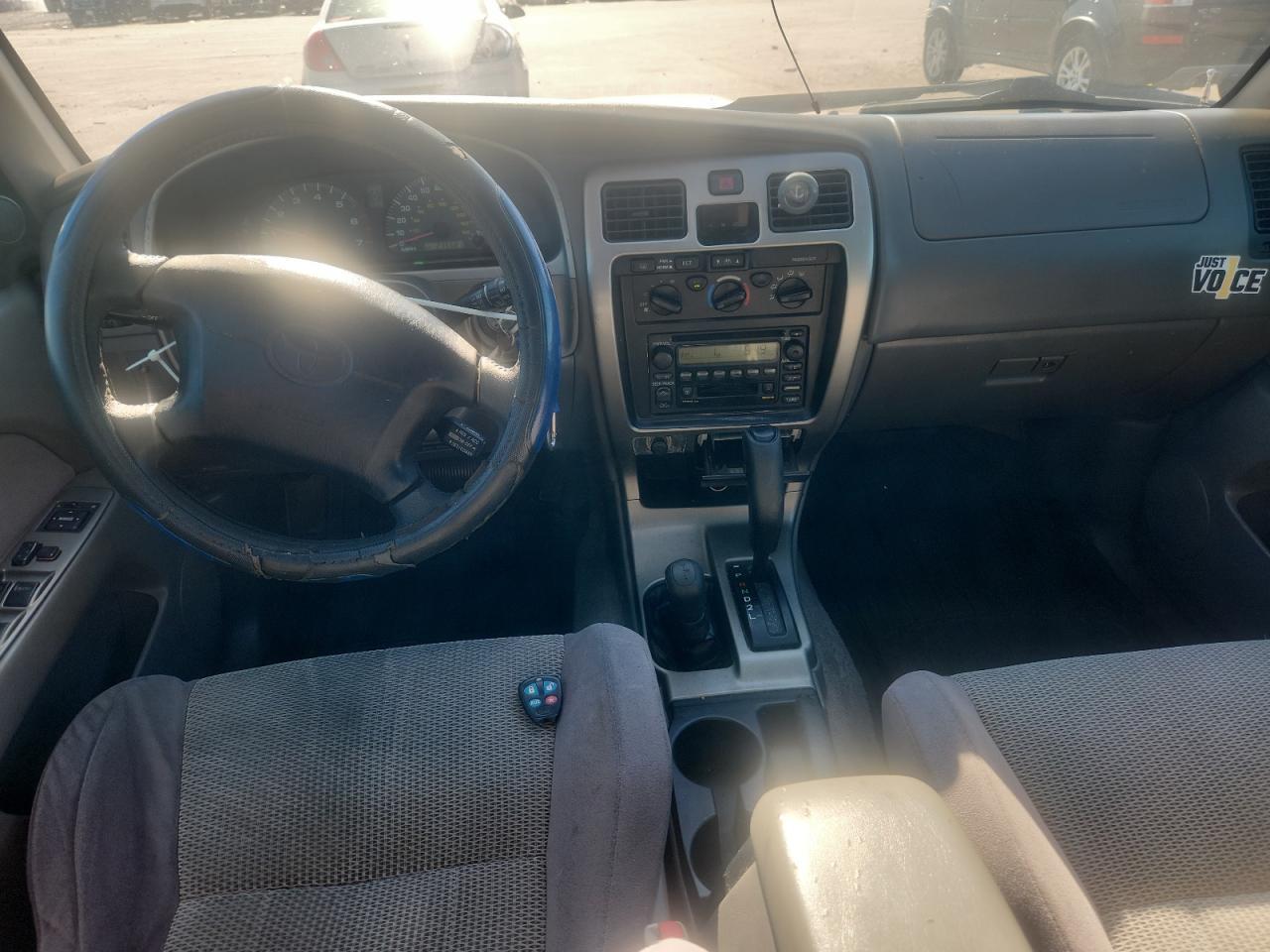 2002 TOYOTA 4Runner