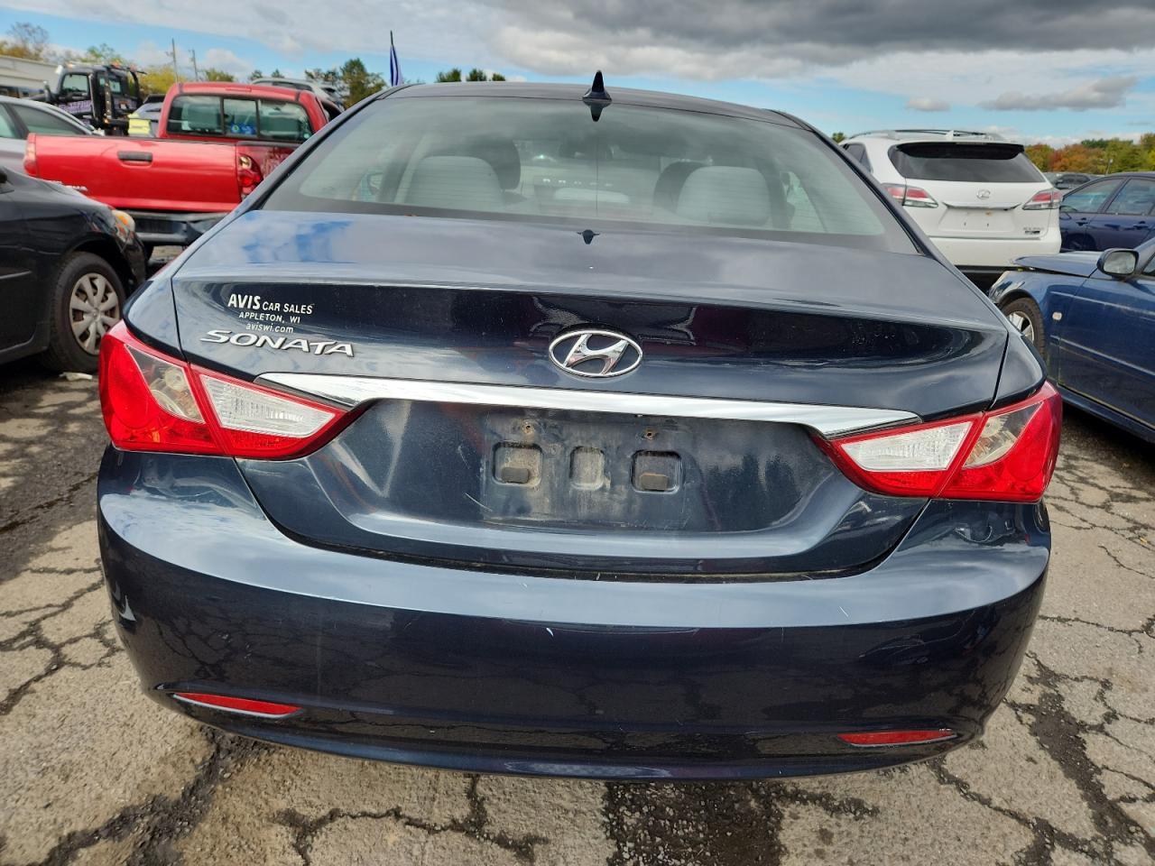 2011 HYUNDAI SONATA