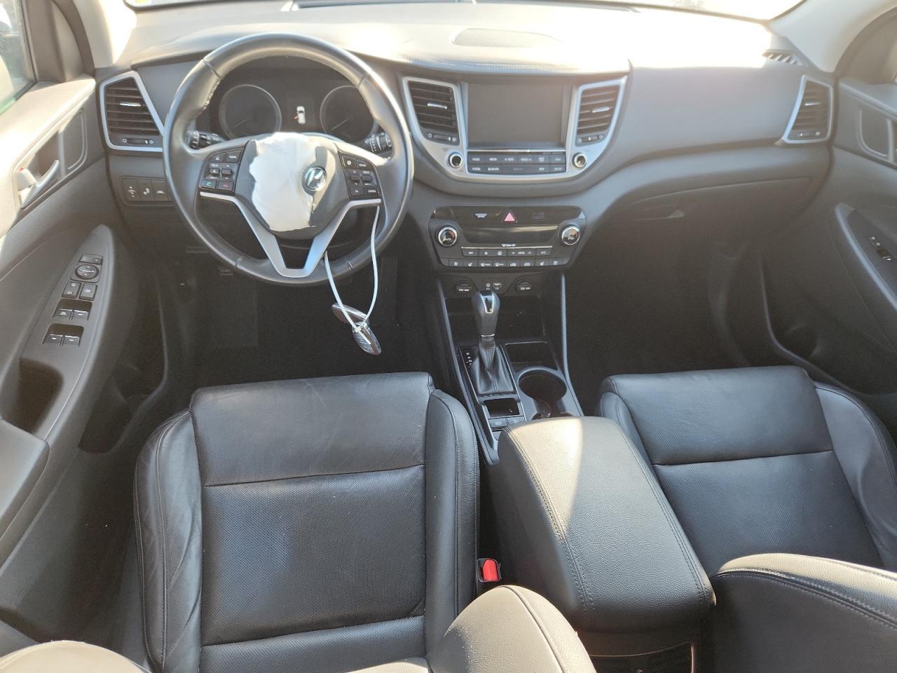 2016 HYUNDAI TUCSON