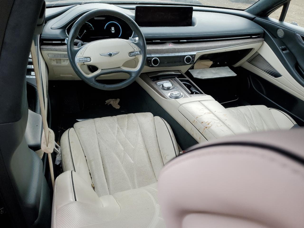 2023 GENESIS G80