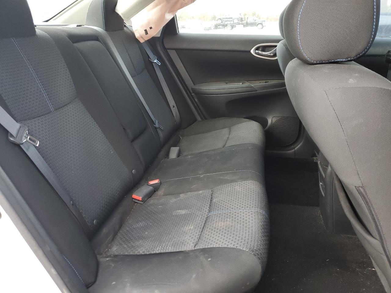 2016 NISSAN SENTRA