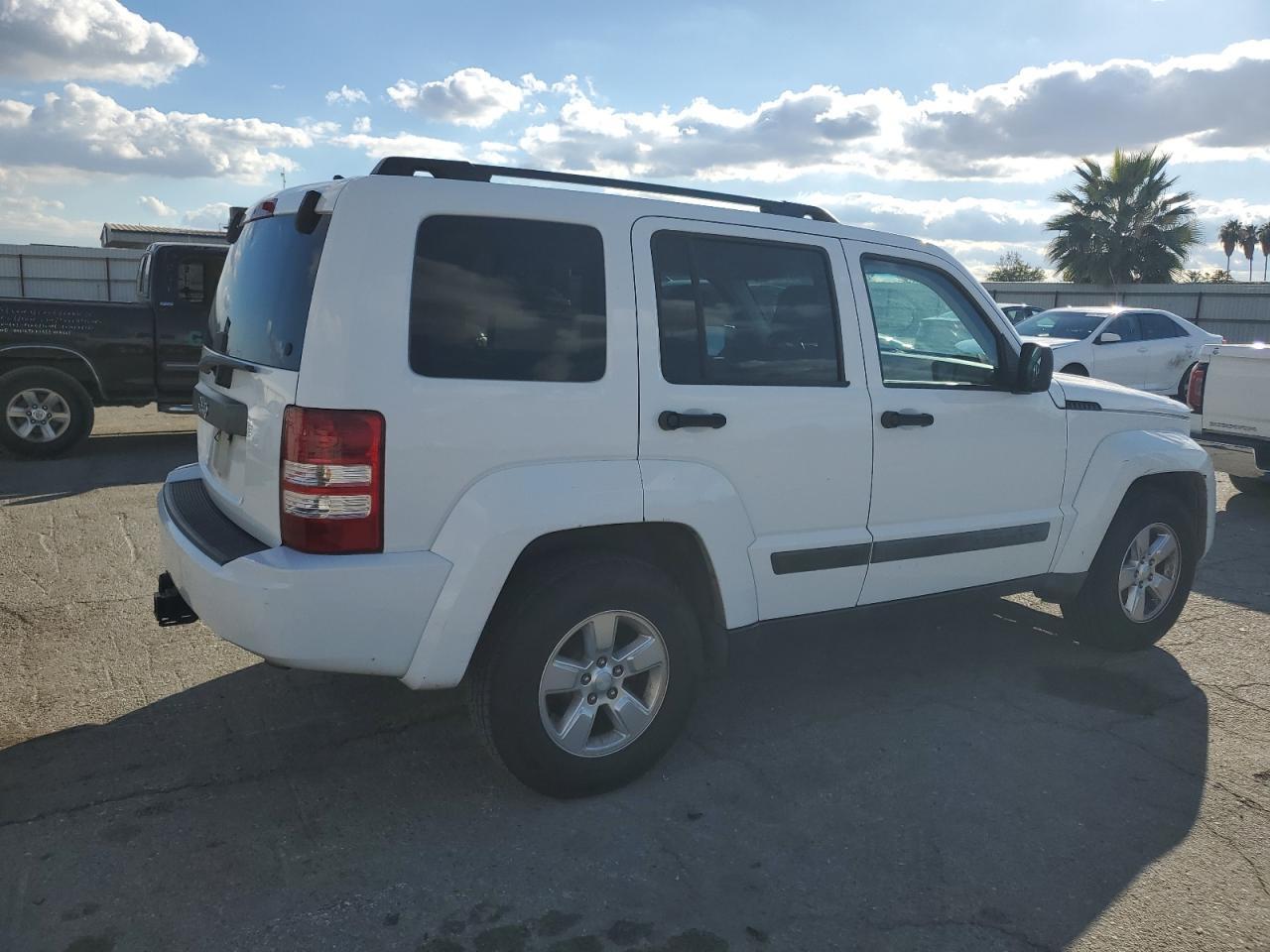 2012 JEEP Liberty