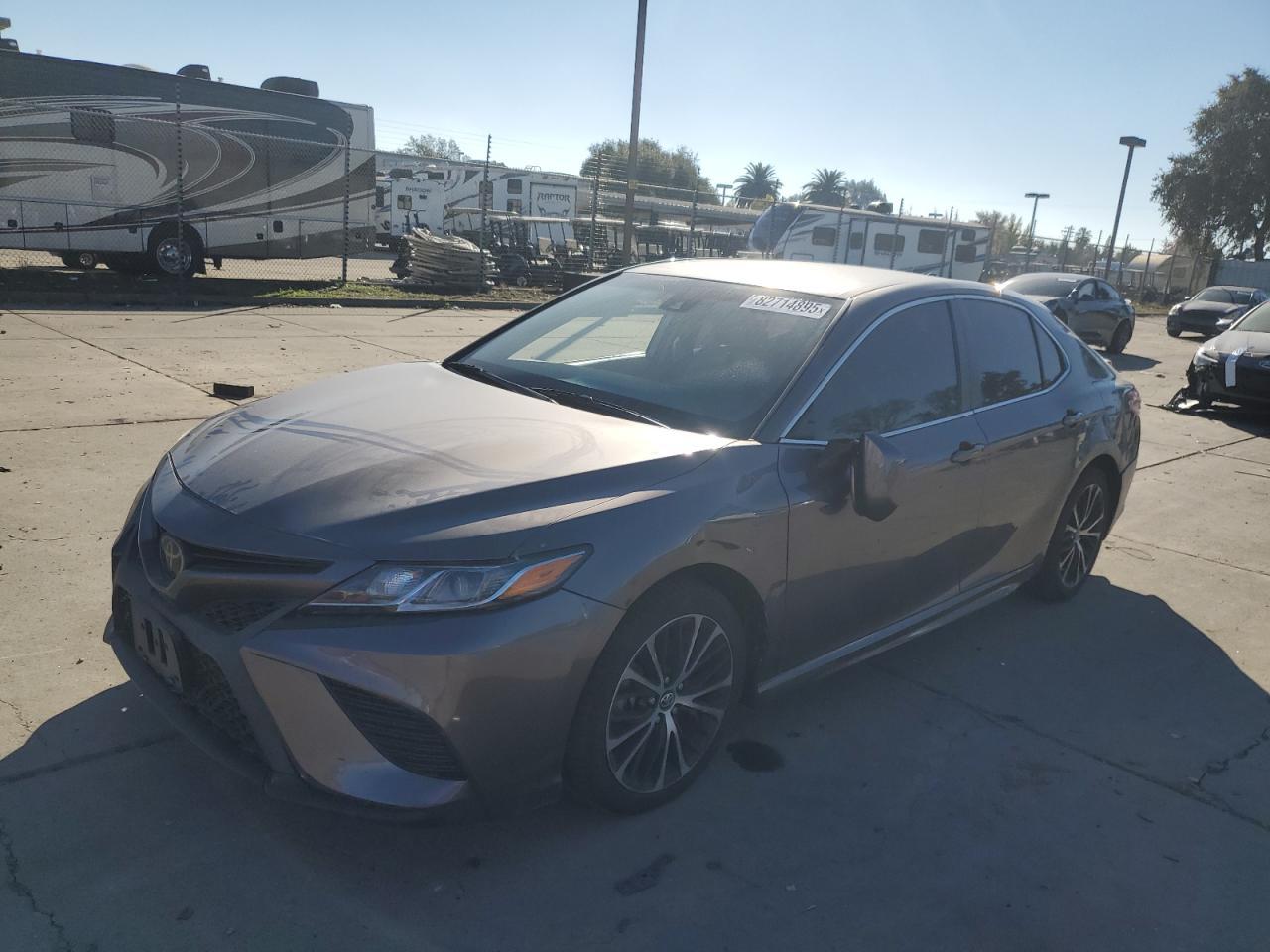 2018 TOYOTA CAMRY
