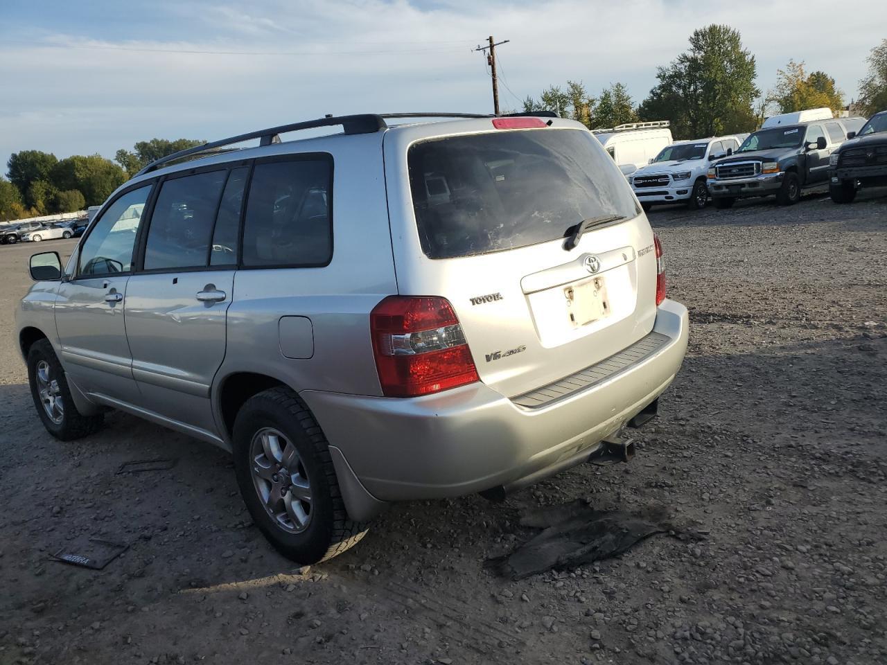 2005 TOYOTA HIGHLANDER