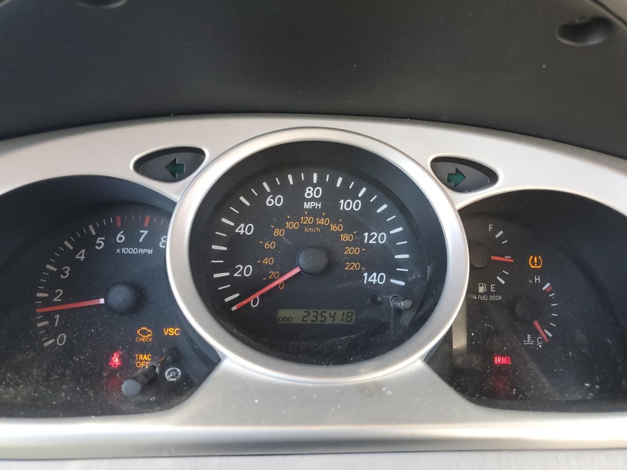 2005 TOYOTA HIGHLANDER