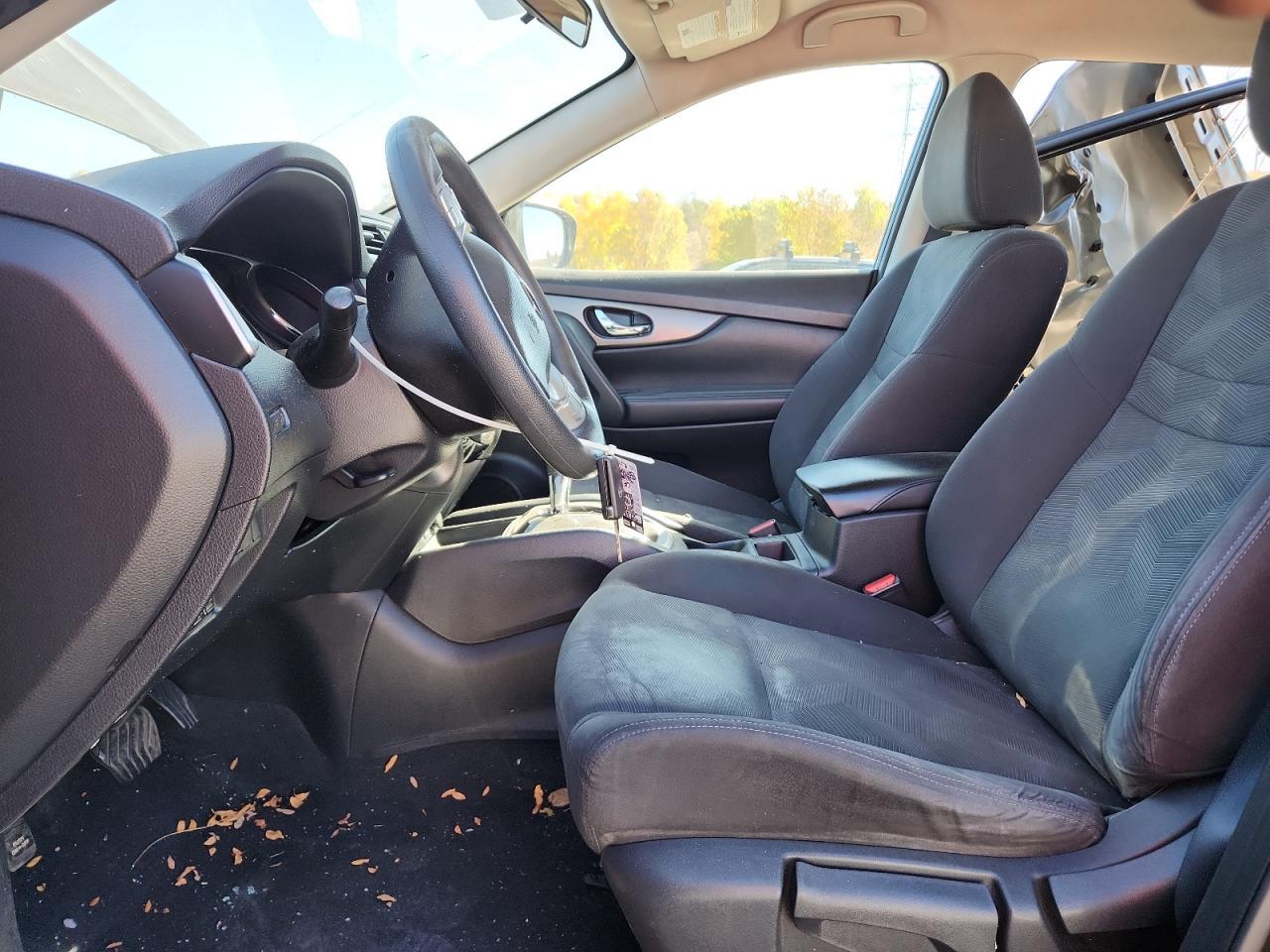 2016 NISSAN ROGUE