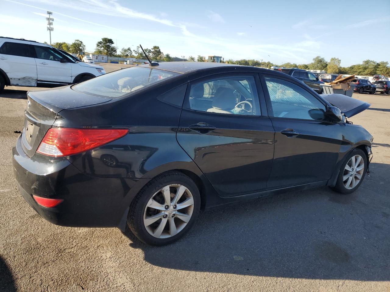 2013 HYUNDAI ACCENT