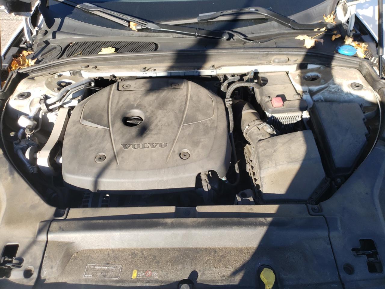 2018 VOLVO S90