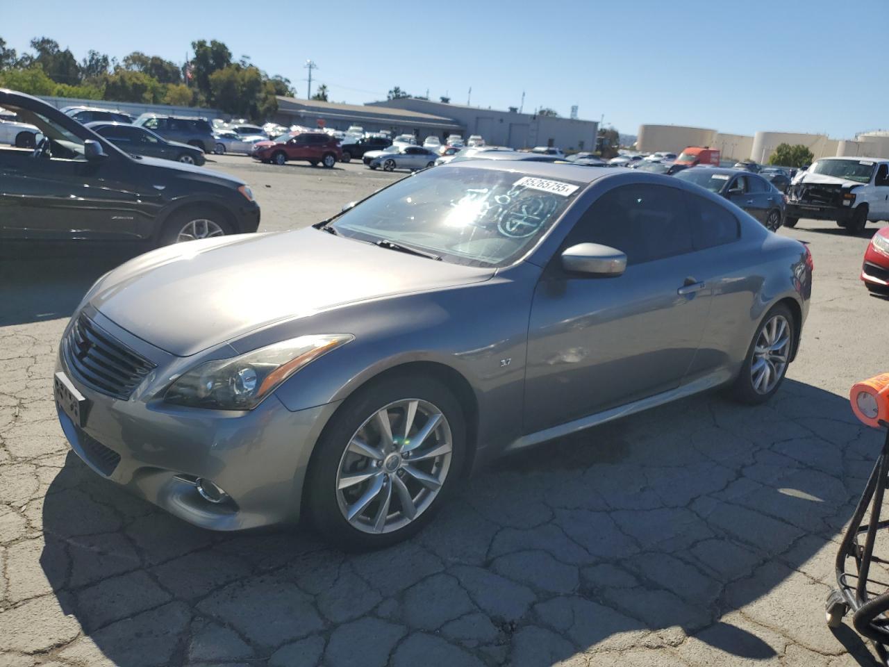 2014 INFINITI Q60