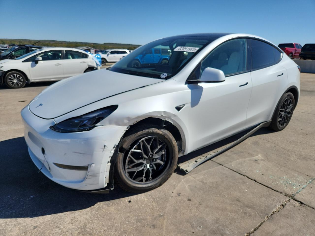 2025 TESLA MODEL Y