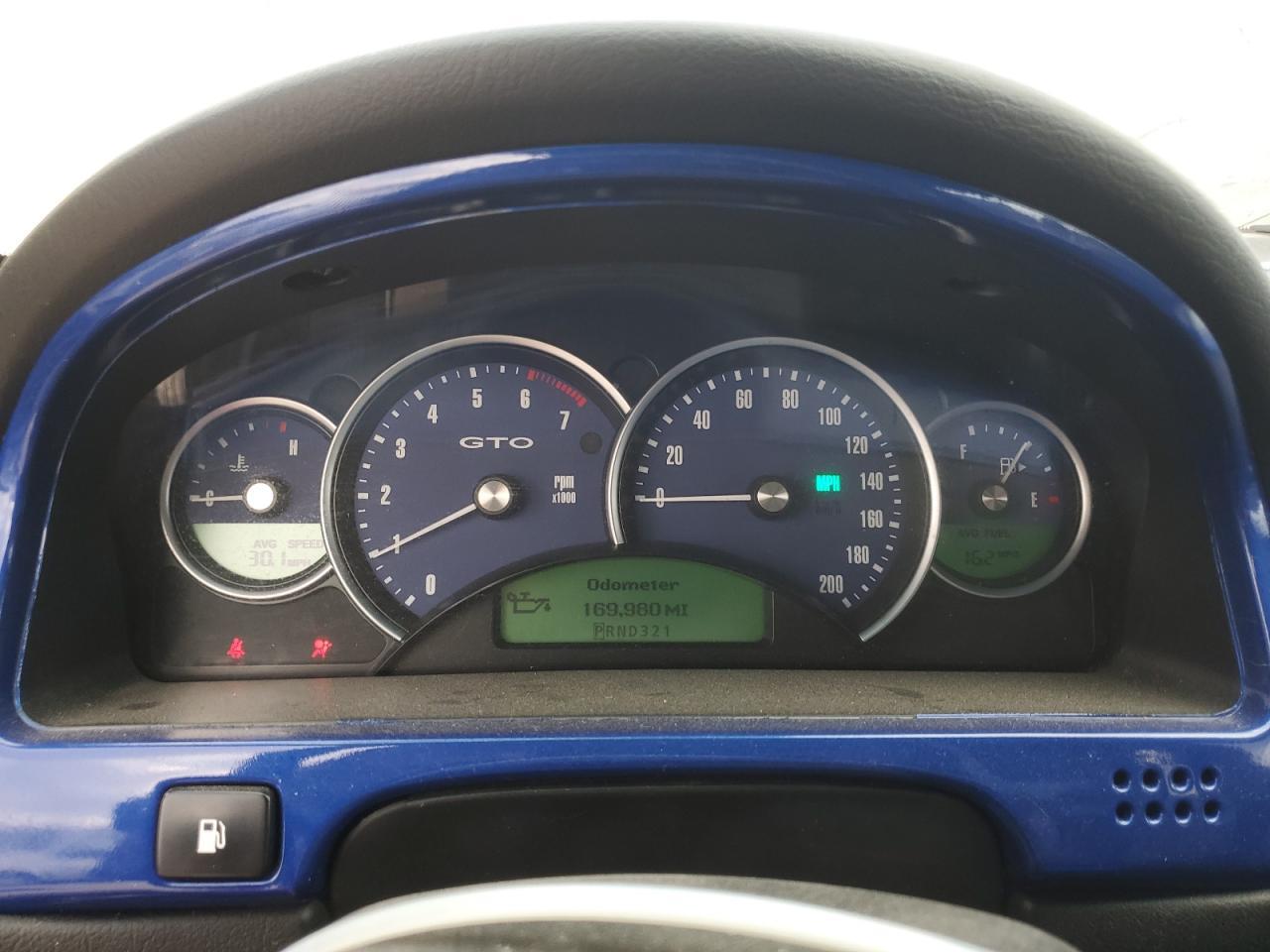 2004 PONTIAC Gto