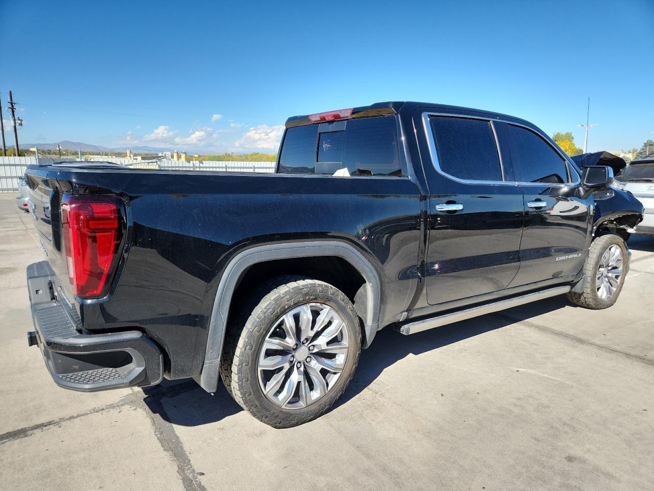 2023 GMC Sierra