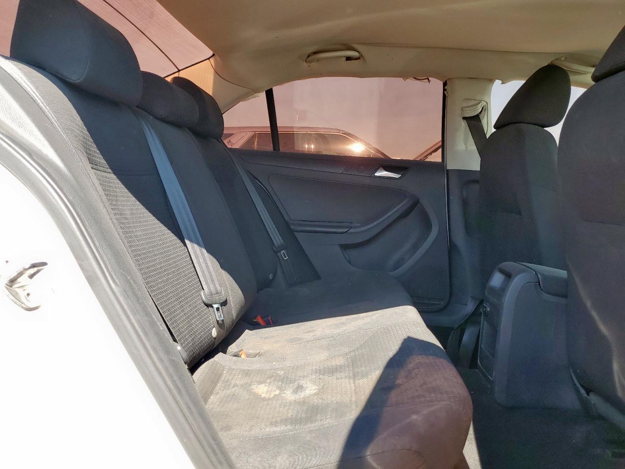 2015 VOLKSWAGEN JETTA