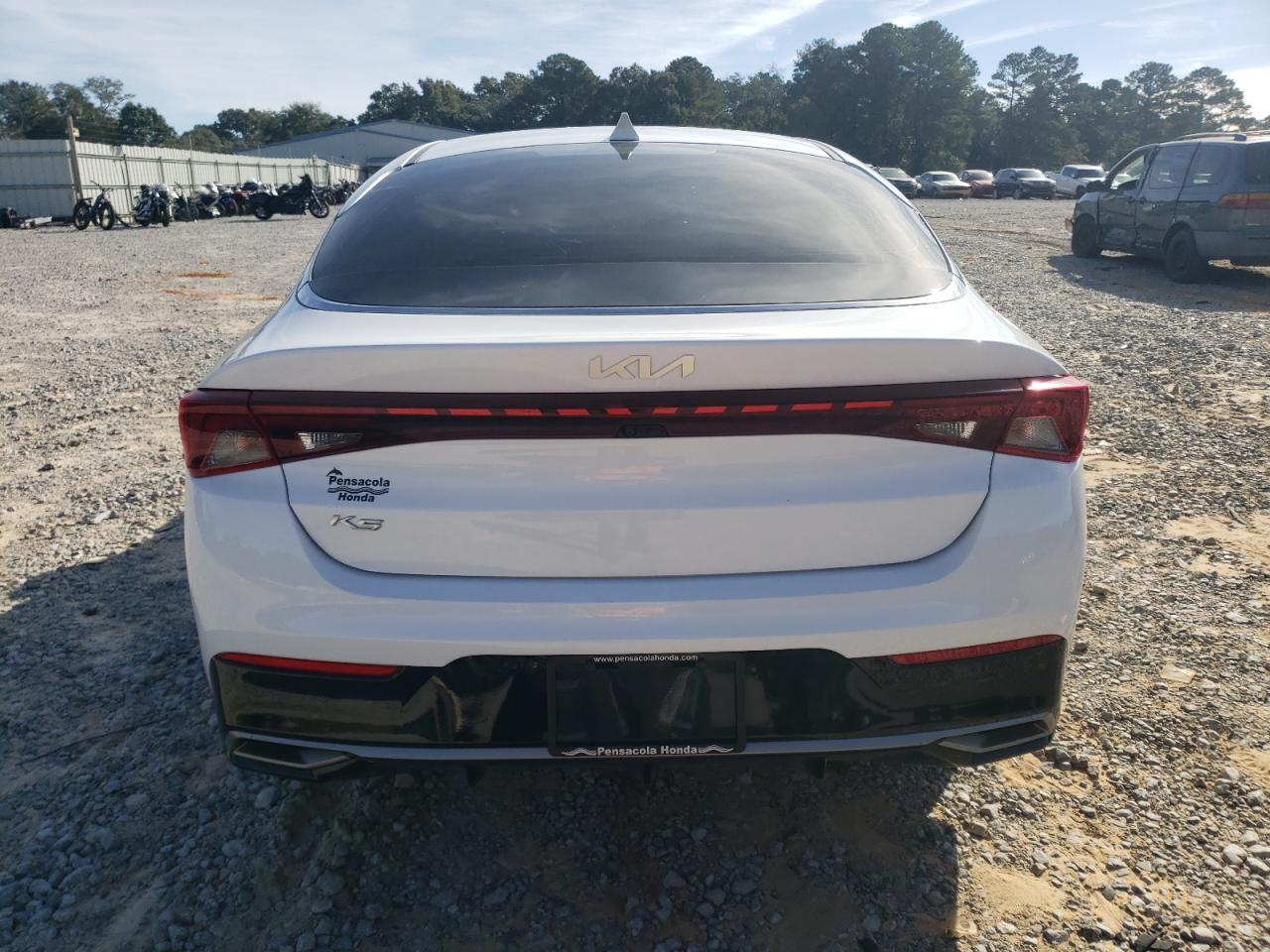2022 KIA K5