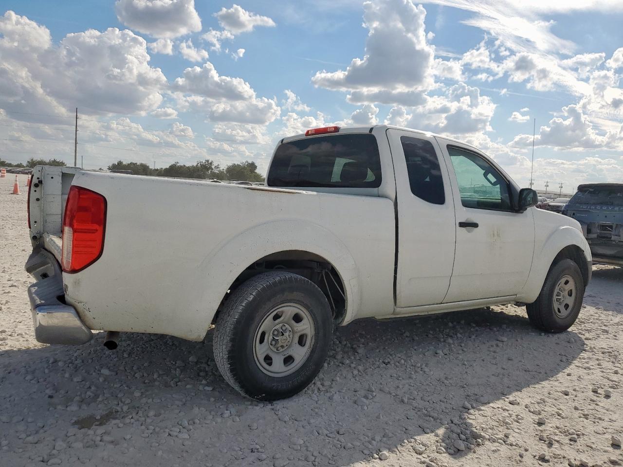 2013 NISSAN Frontier