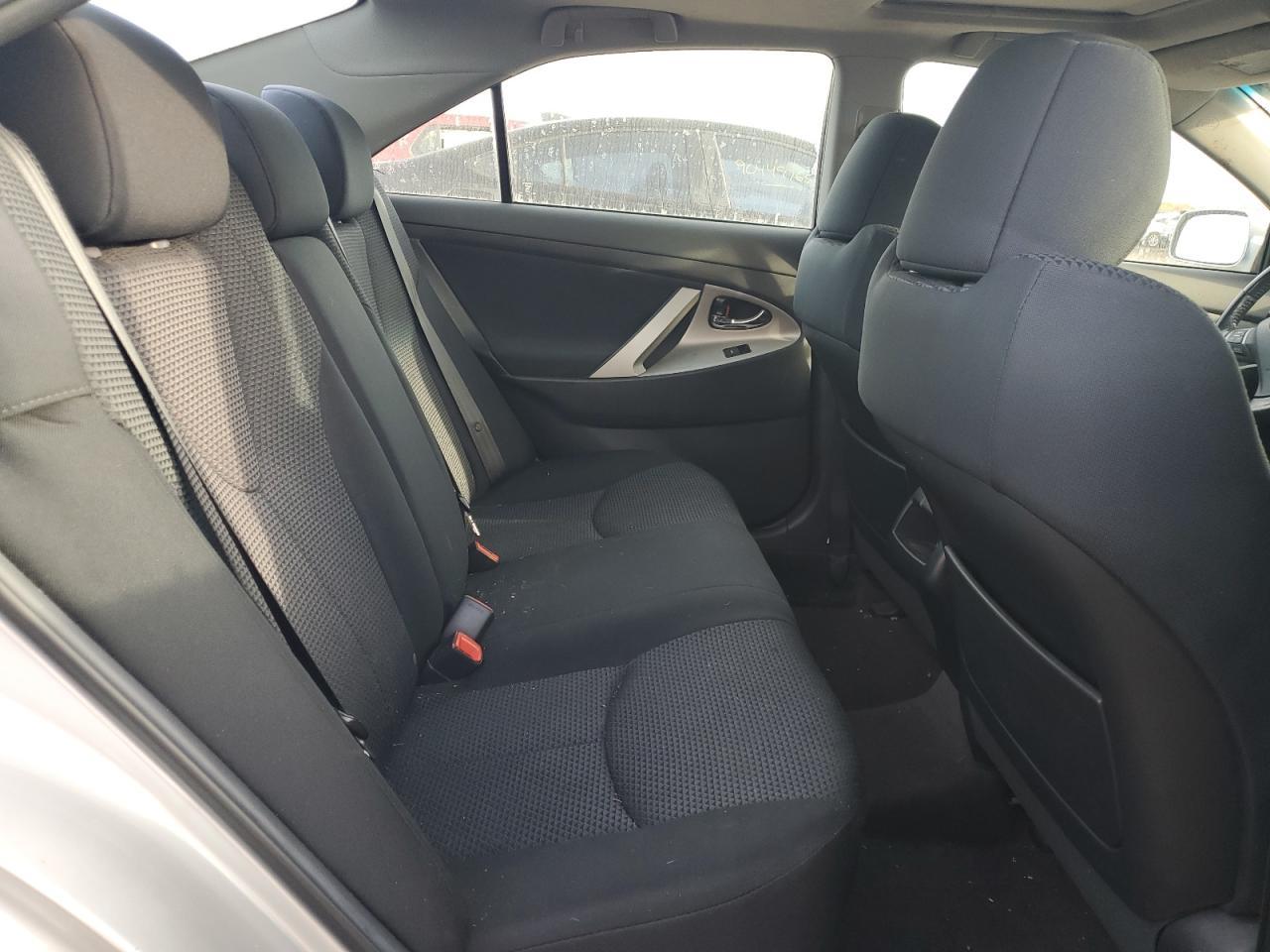 2011 TOYOTA CAMRY