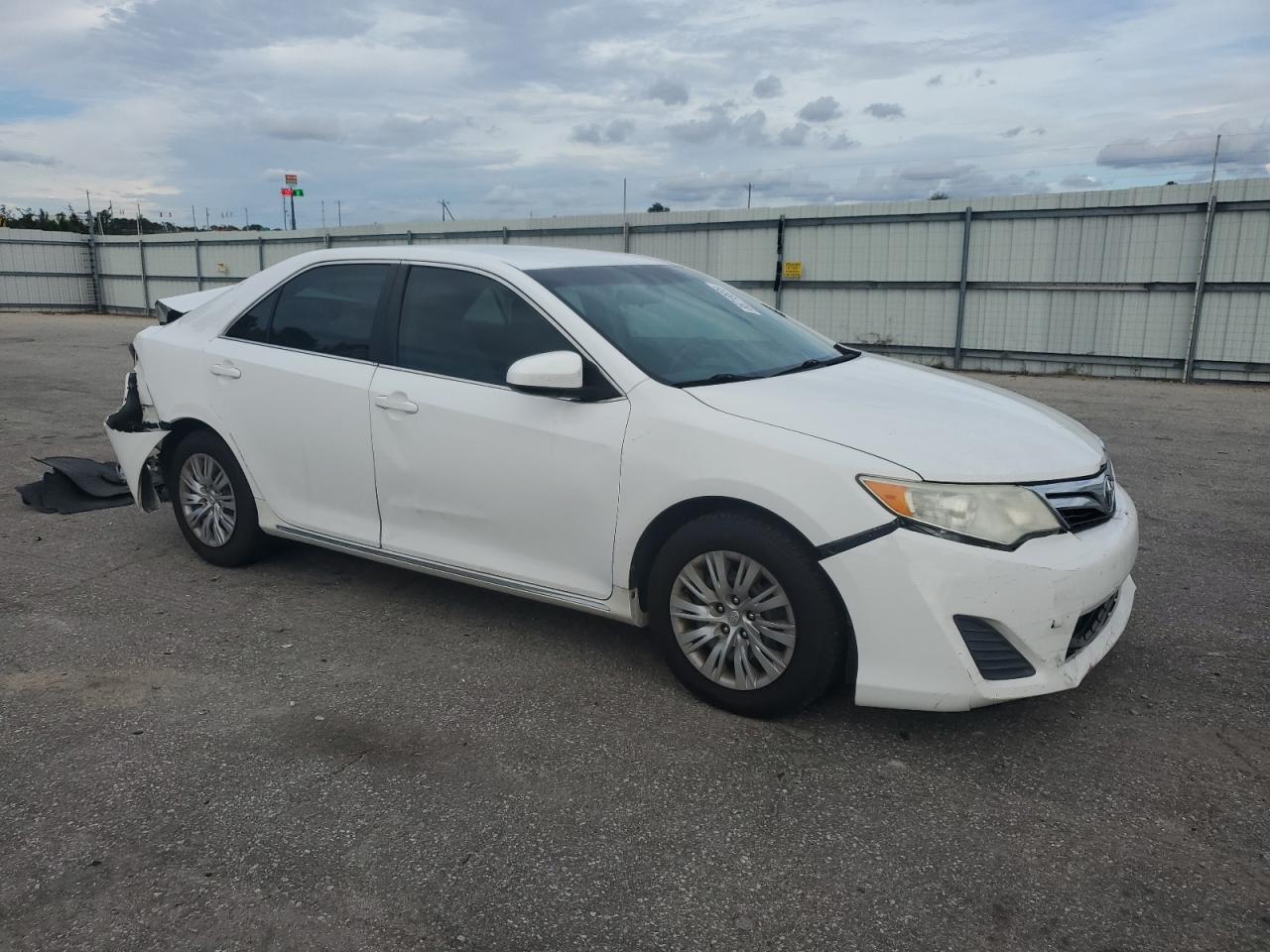 2013 TOYOTA CAMRY