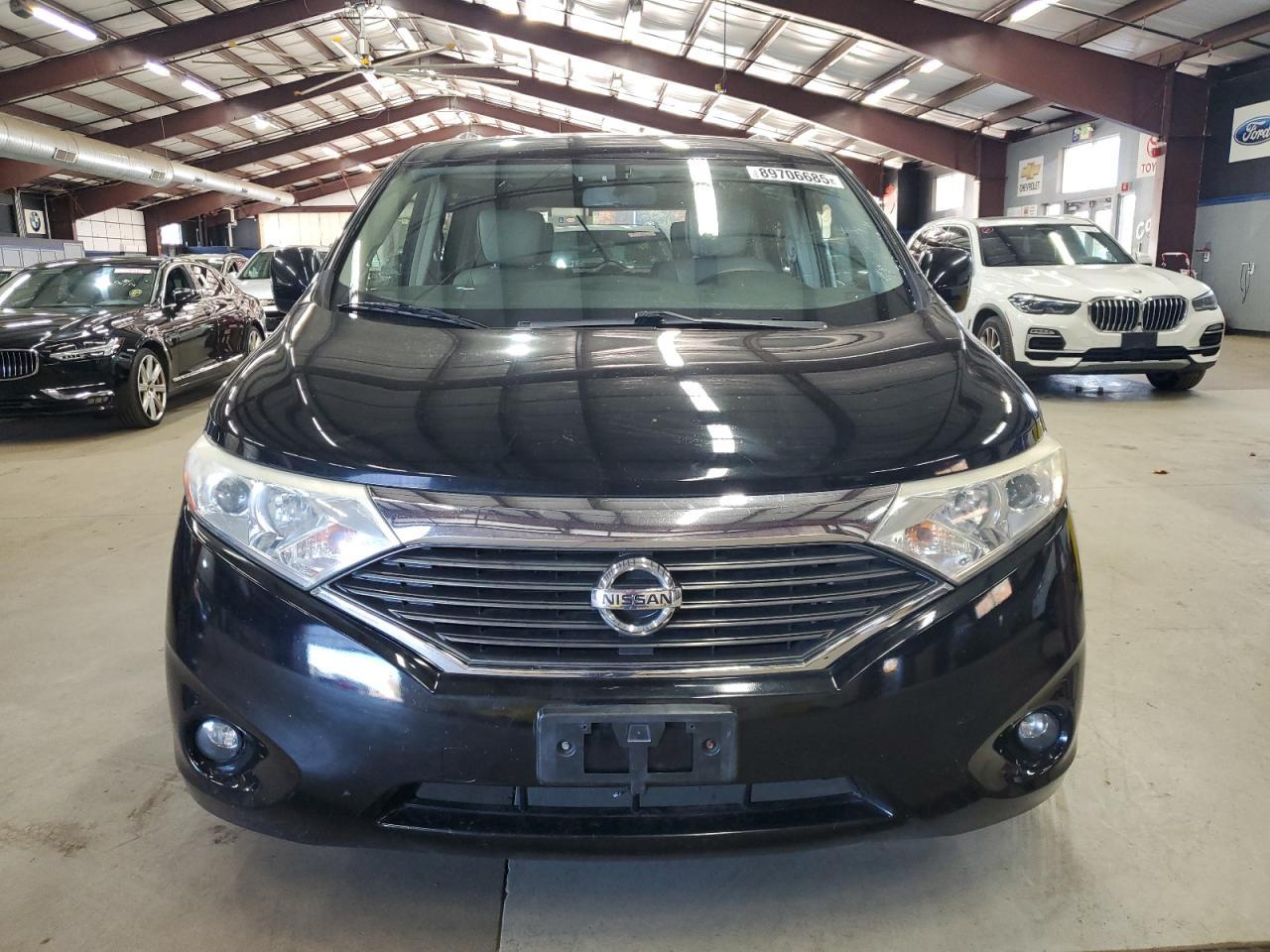 2013 NISSAN Quest