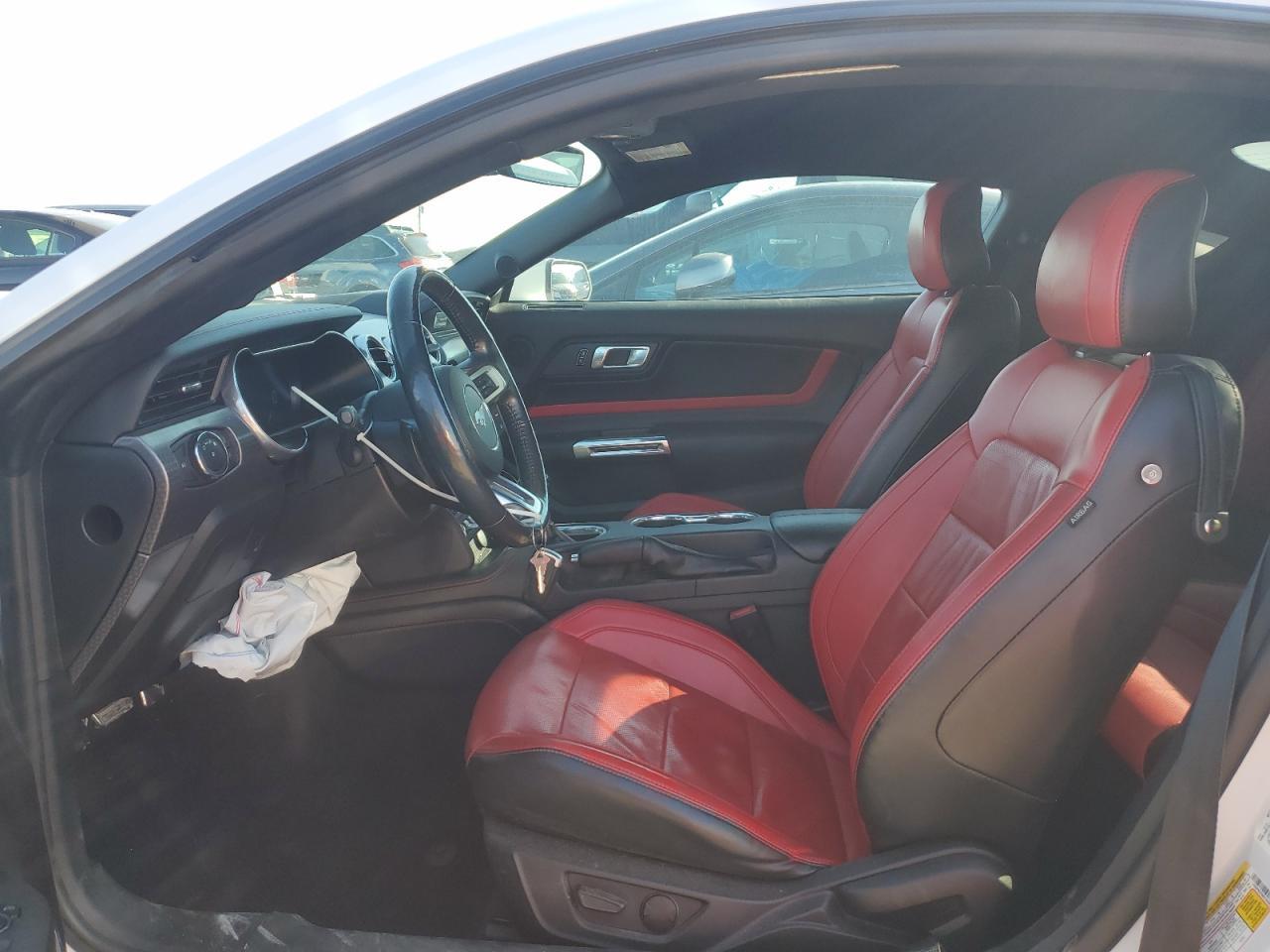 2021 FORD MUSTANG