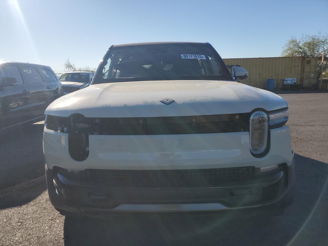 2025 RIVIAN R1s