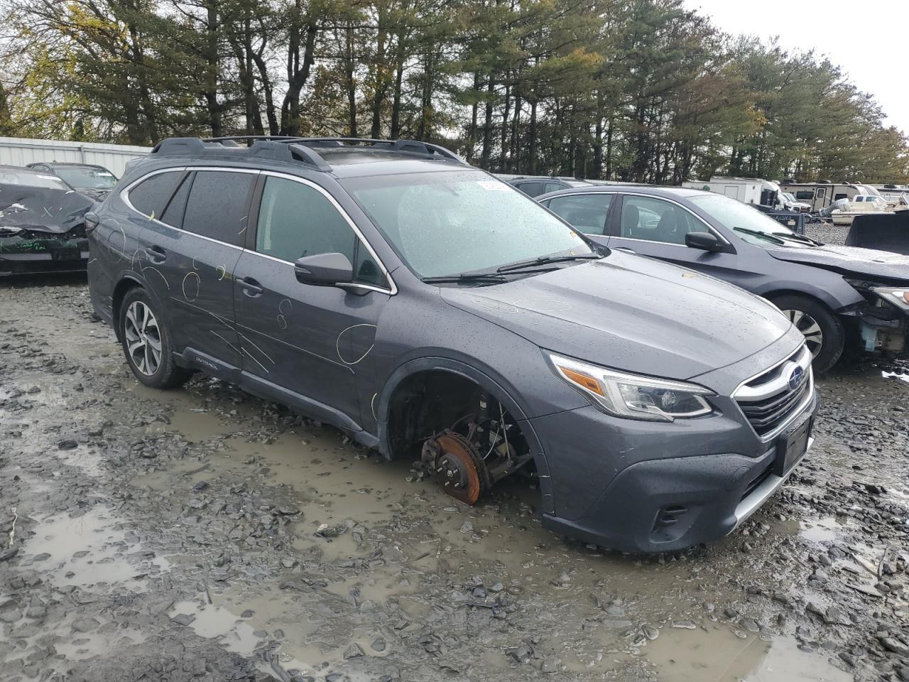 2020 SUBARU Outback