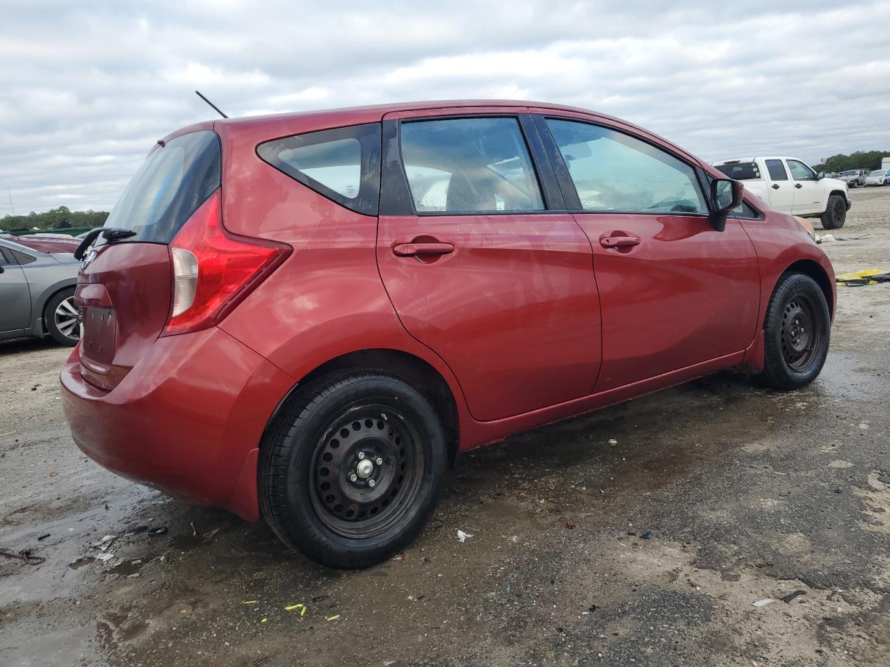 2016 NISSAN Versa Note