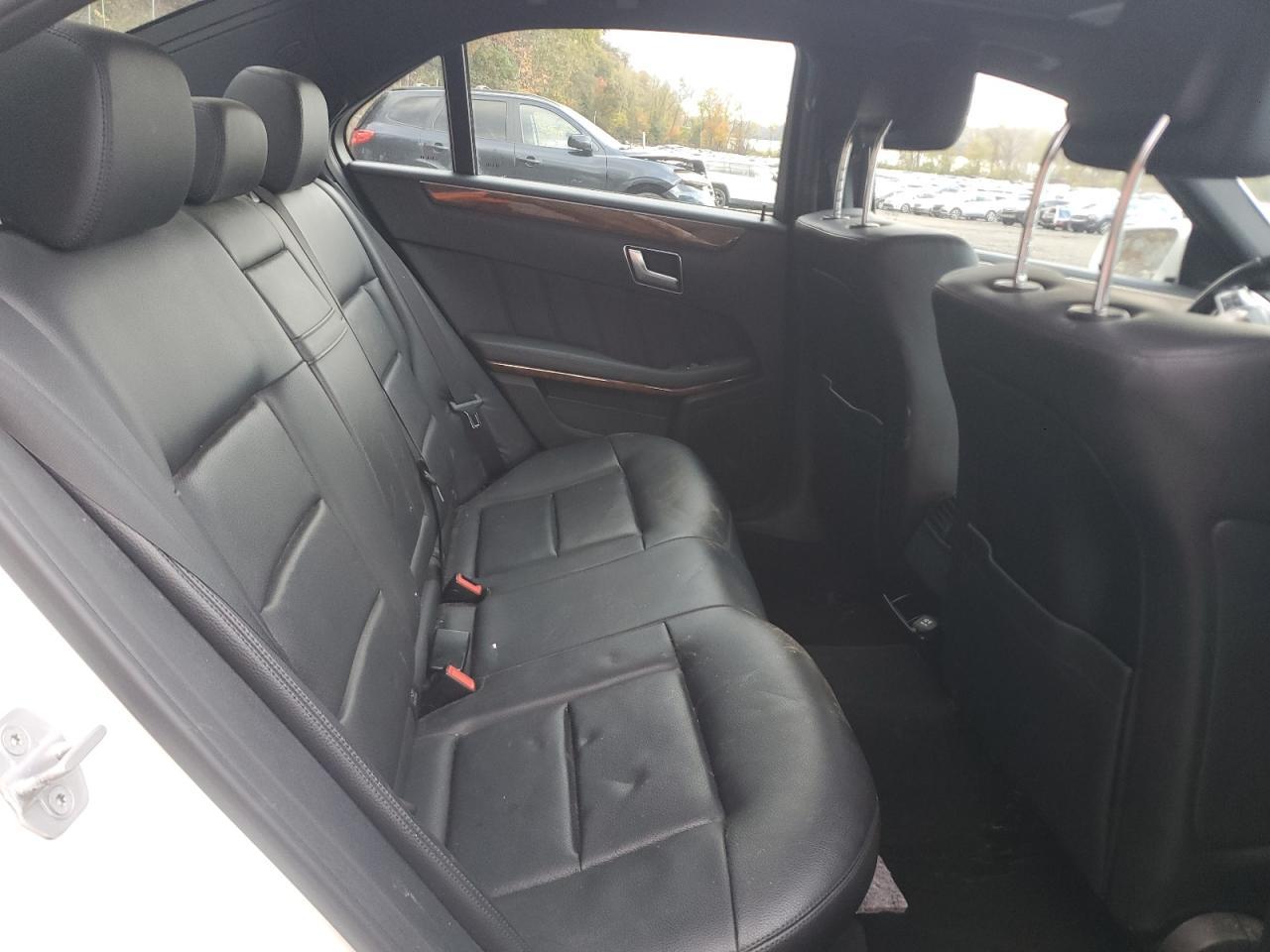 2013 MERCEDES-BENZ E-Class