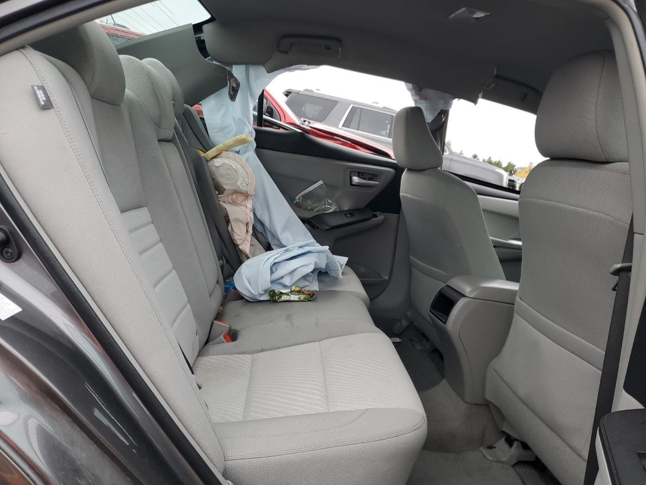 2016 TOYOTA CAMRY