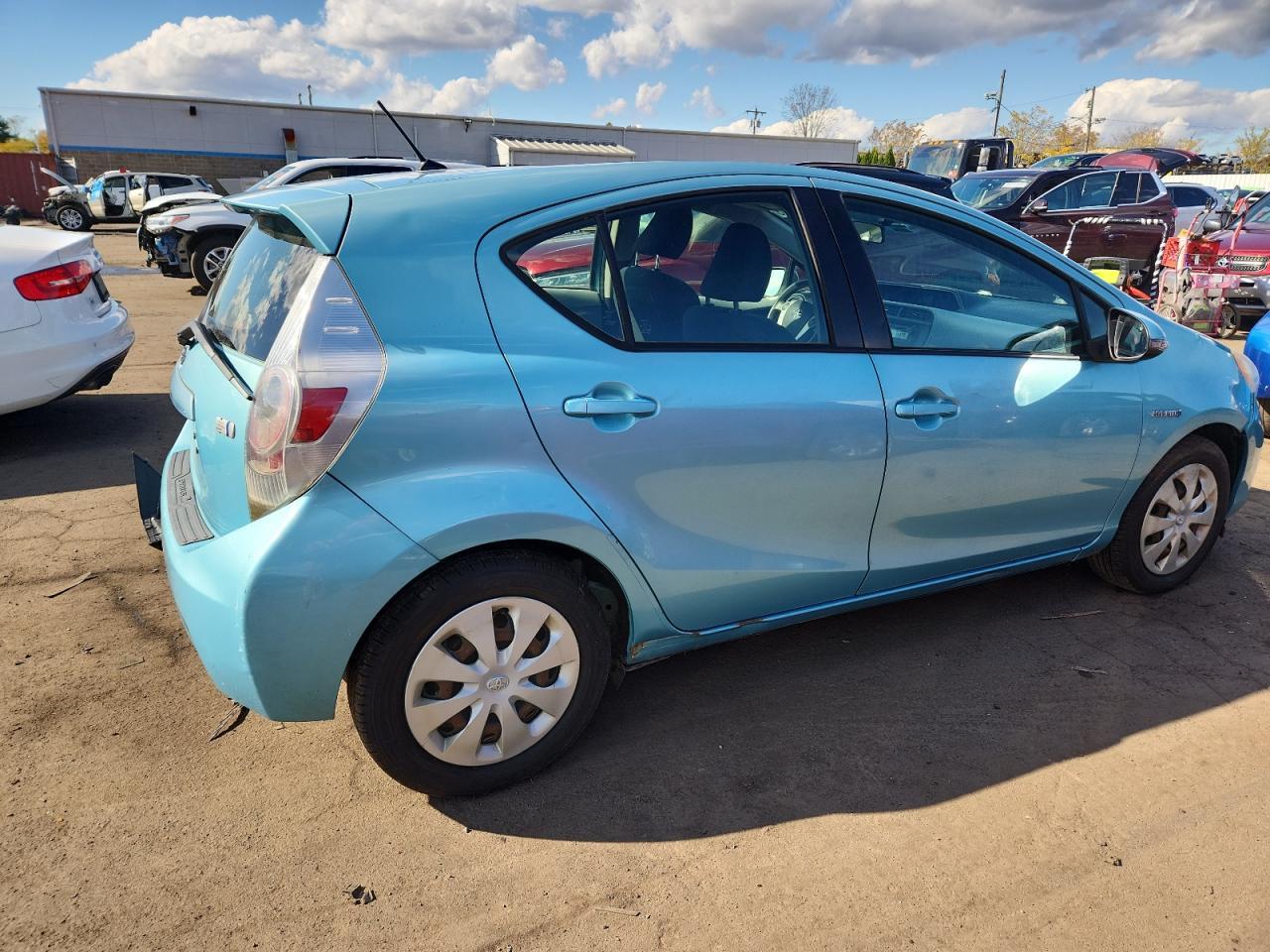 2012 TOYOTA Prius c