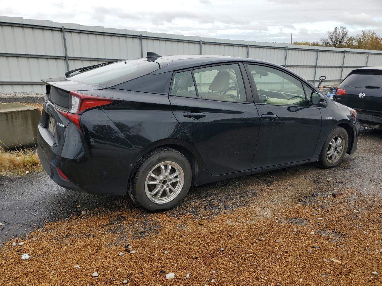 2019 TOYOTA PRIUS