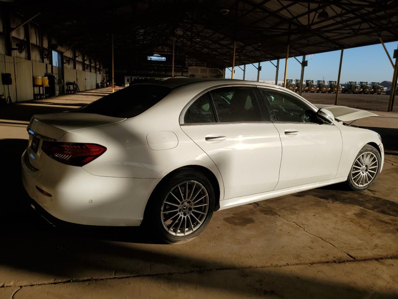 2021 MERCEDES-BENZ E-Class