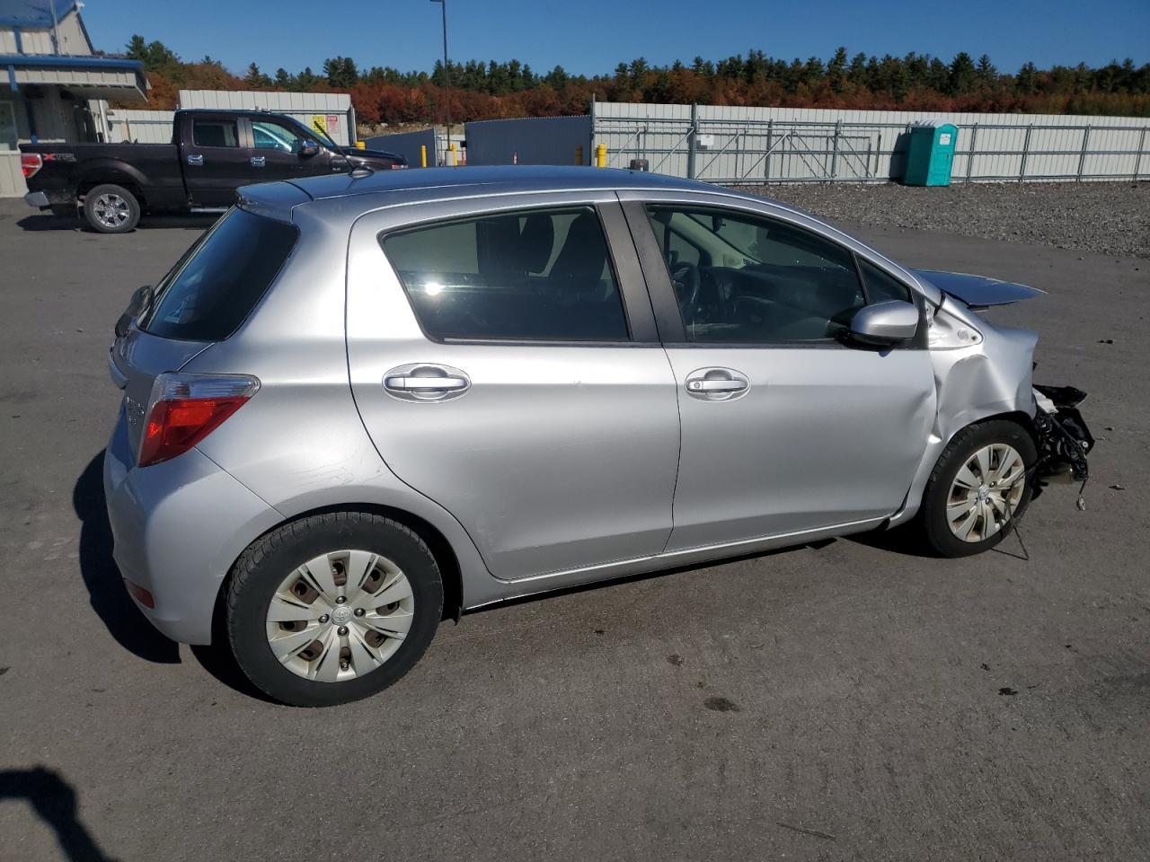 2012 TOYOTA YARIS