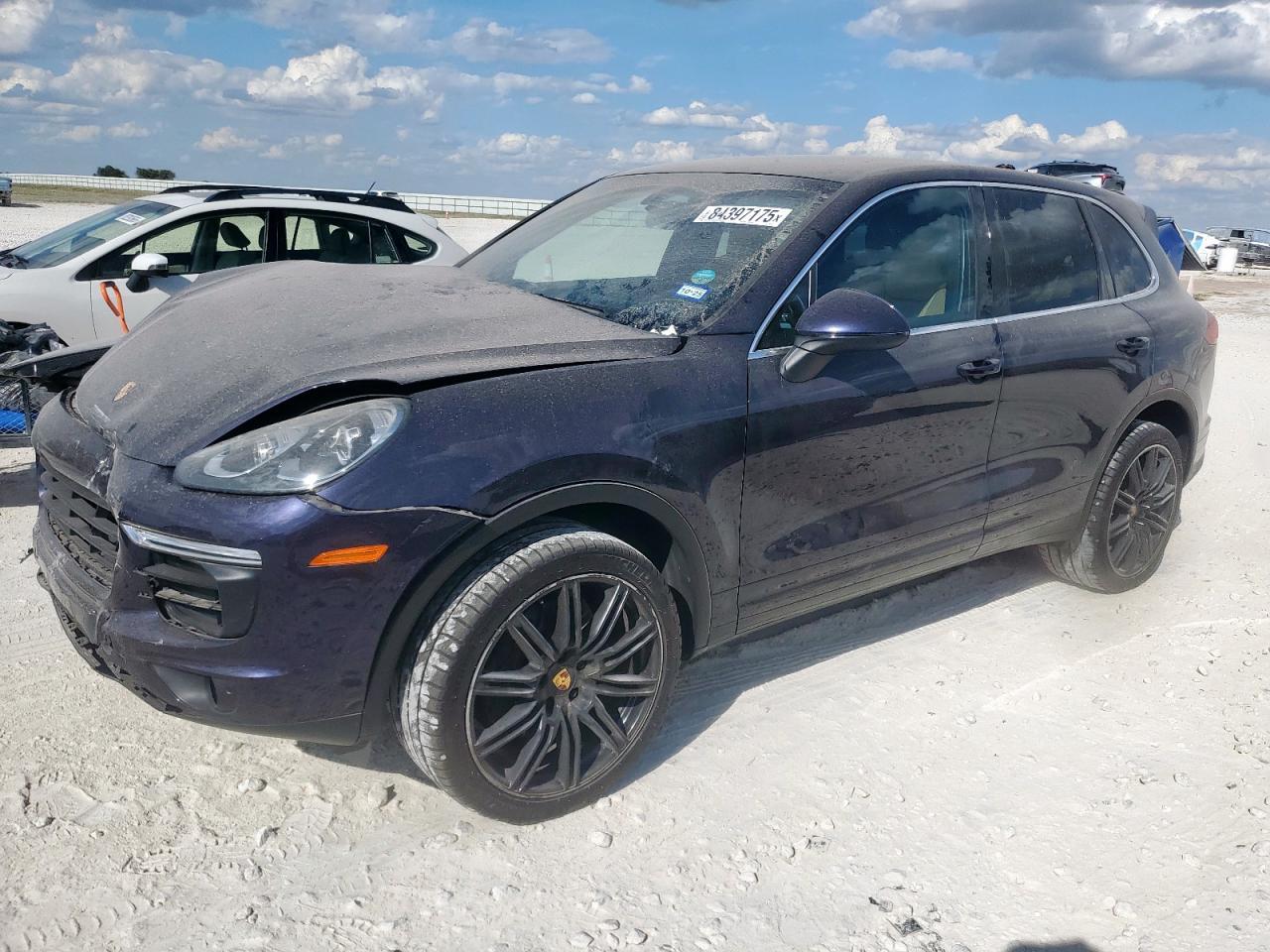 2018 PORSCHE CAYENNE