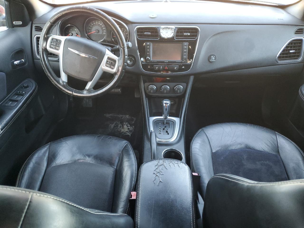 2013 CHRYSLER 200