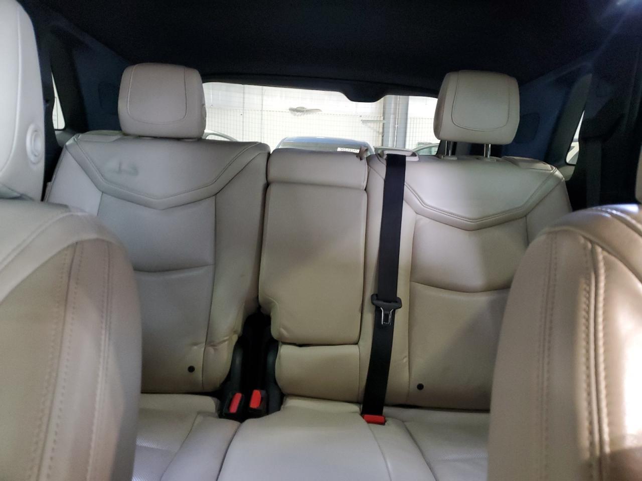 2017 CADILLAC XT5