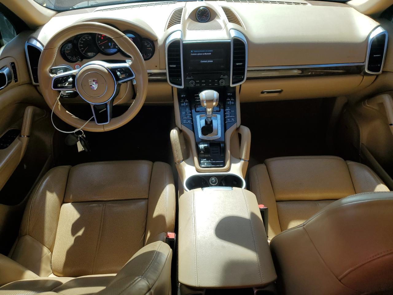 2017 PORSCHE CAYENNE