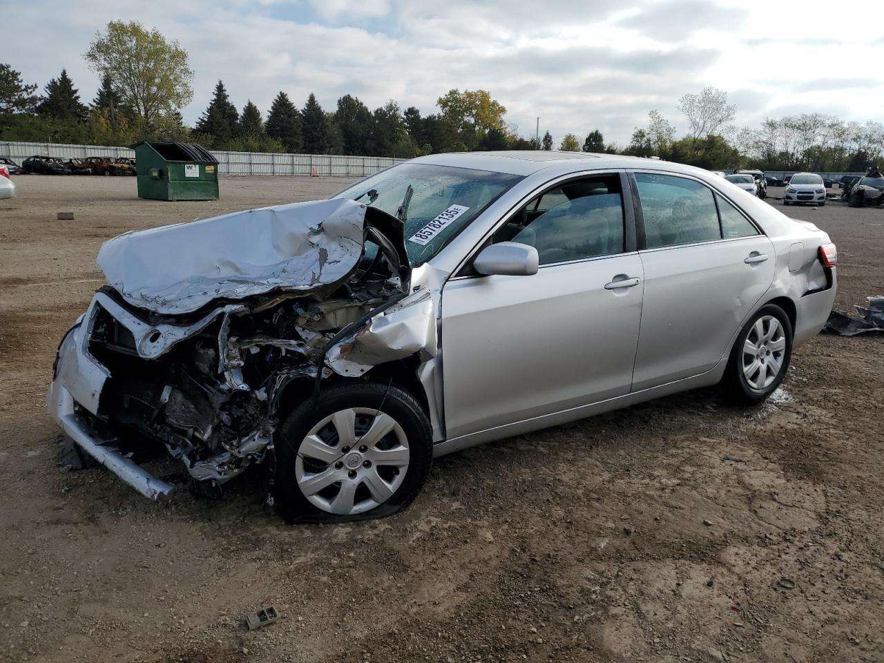 2011 TOYOTA CAMRY