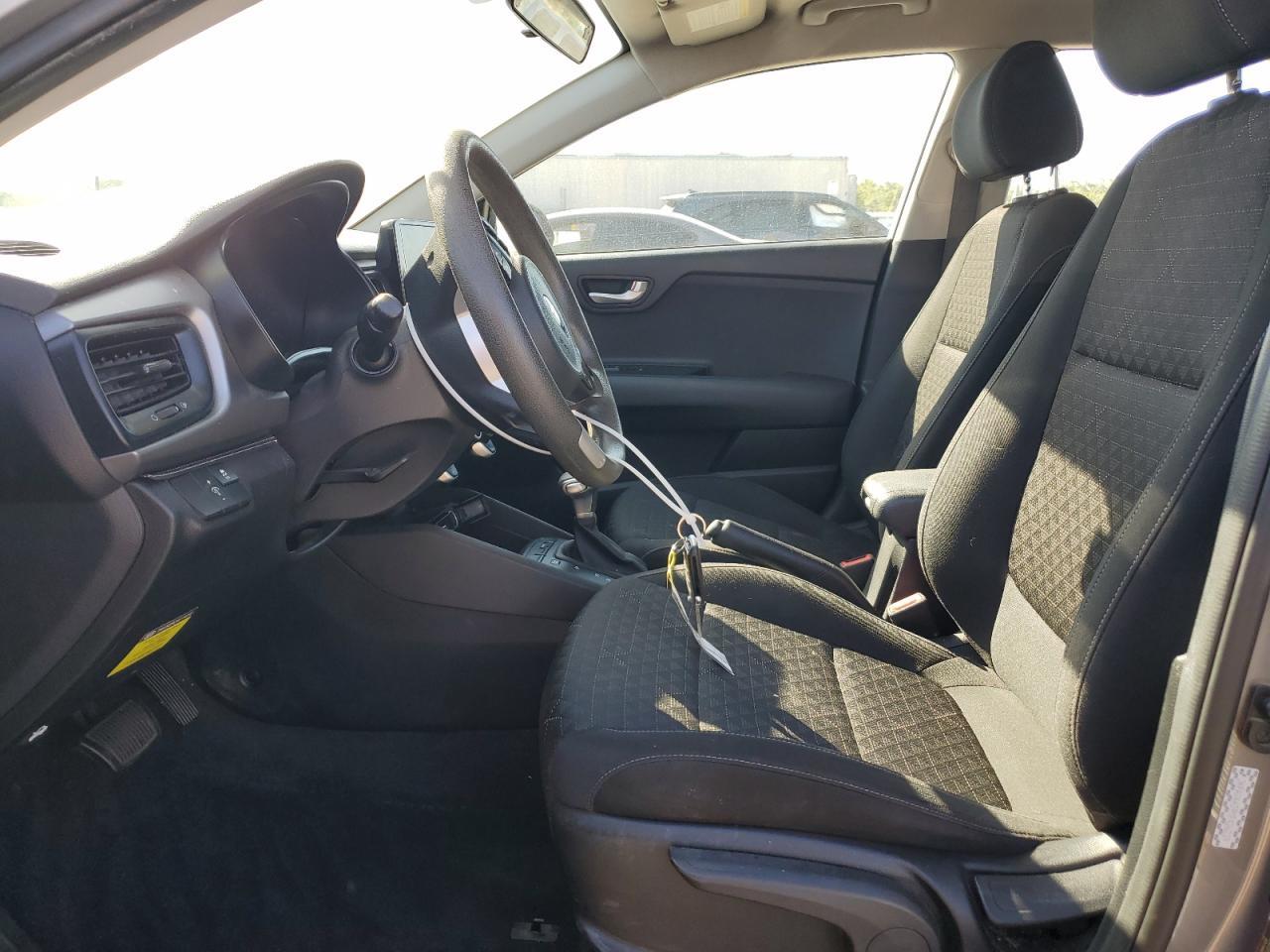 2021 KIA RIO