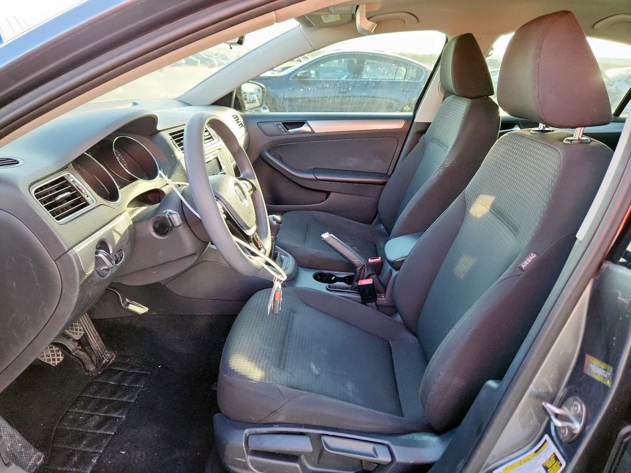 2016 VOLKSWAGEN JETTA